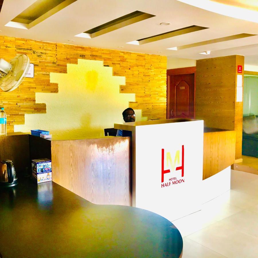 Hotel Half Moon Chennai Exterior foto